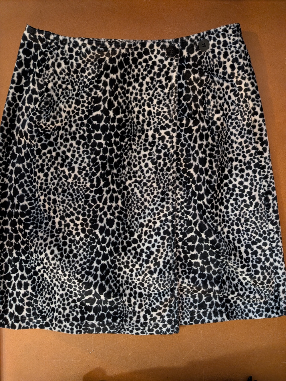Crazy Horse Liz Claiborne Black and White Leopard Print A-Line Skirt NWT